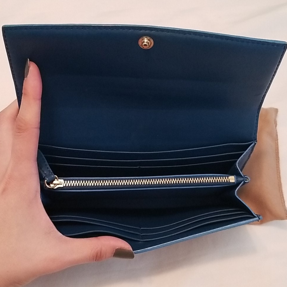 Burberry Haymarket/Vintage Continental Wallet - Picture 5 of 7
